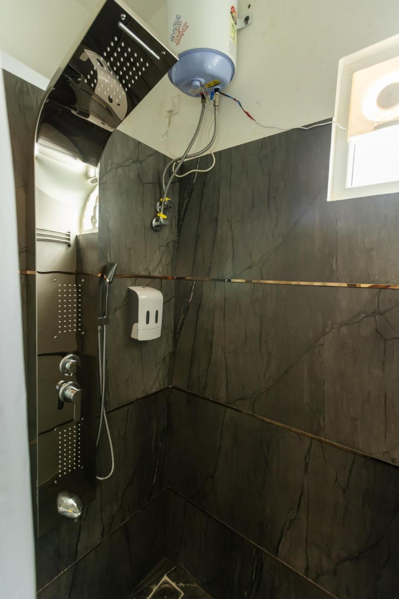 Bed and Breakfast Bharath Pods Coimbatore Zewnętrze zdjęcie